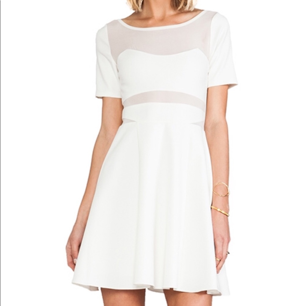 Elizabeth and James Selena Dress in Ecru, Size 2